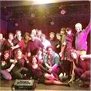 Professeure de chant expérimentée et passionnée