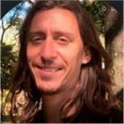 Profesor de inglés nativo da clases particulares via remoto