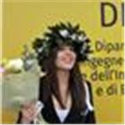 Hai bisogno di qualcuno che possa spiegarti la matematica e le materie scientifiche in modo semplice? Io potrei aiutarti