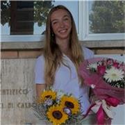 diplomata al liceo scientifico, offro lezioni di inglese come aiuto-compiti e di ripetizioni. Sono molto disponibile con gli orari