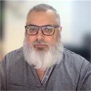 Graduado en Greografía e Historia por la UNED y actualmente estoy estudiando el Máster de Métodos y Técnicas Histórica