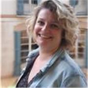 I am a qualified English teacher and looking for students who need some guidance in reading, writing and grammar
