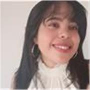 Hablante nativa con clases prácticas de español real para estudiantes adultos