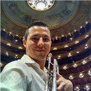 Soy un profesor de trompeta con larga experiencia y un fuerte compromiso (ante la duda consúltame)