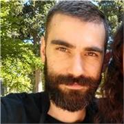 Titulado en filosofía e historia del mundo antiguo, ofrezco clases adaptadas a todos los niveles y necesidades.