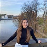 Maestra madre lingua di inglese dalle Seychelles !