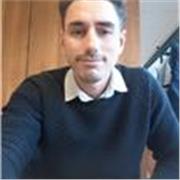 Problemi con le lingue? Impostiamo un piano di studi su misura per te che sia flessibile, serio, concreto e senza stress. 