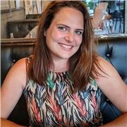 Graduada en pedagogía con 15 años de experiencia como profesora de inglés