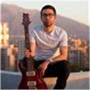 Clases de técnica, armonía, musicalidad y composición en guitarra eléctrica personalizadas a los objetivos del estudiante. Profesor con numerosos trabajos publicados