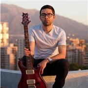 Clases de técnica, armonía, musicalidad y composición en guitarra eléctrica personalizadas a los objetivos del estudiante. Profesor con numerosos trabajos publicados