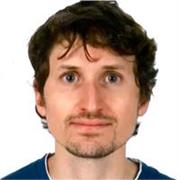 Profesor con un doctorado en Historia y el máster de Educación con experiencia en institutos y universidad