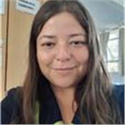 Profesora de Lengua y Literatura, trabajo con media y básica. Imparto clases de comprensión lectora y PAES hace siete años