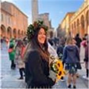Studentessa universitaria di 24 anni nell'ambito si offre per ripetizioni in ambito linguistico (inglese, francese e spagnolo) e umanistico (lettere, storia, geografia etc.). Il mio percorso universitario si caratterizza per ampia multidisciplinarietà, do