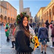 Studentessa universitaria di 24 anni nell'ambito si offre per ripetizioni in ambito linguistico (inglese, francese e spagnolo) e umanistico (lettere, storia, geografia etc.). Il mio percorso universitario si caratterizza per ampia multidisciplinarietà, do