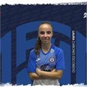 Entrenadora de fútbol para todos los niveles y edades, tengo experiencia, he entrenado a un alevín de niñas, actualmente juego.