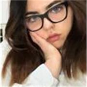 sono una laureanda in lingue,culture e letterature straniere.impartisco lezioni in smart working di inglese  e materie umanistiche