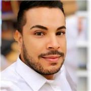 Un professeur d'Anglais professionnel  à la recherche d'un poste