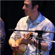 Professeur brésilien de guitare et cavaquinho pour tous les niveaux