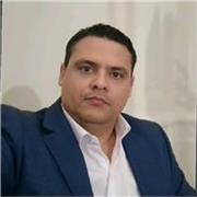Médico con más de 10 años de experiencia en emergencias, medicina familiar, laboral y peritaje médico