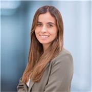 Graduada en administración y dirección de empresas con máster en marketing digital. Más de 5 años dando clases de refuerzo