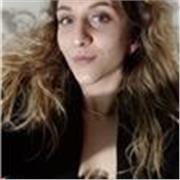 Offro lezioni private a bambini delle elementari, medie e superiori in base alle loro esigenze. Sono laureata in Mediazione Linguistica e Culturale e attualmente frequento la magistrale in Lingue moderne per la comunicazione e la cooperazione internaziona