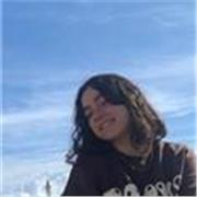 Chiara, 22 anni, laureata in scienze psicologiche. Offro ripetizioni in materie umanistiche e lingue