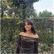 Ingeniera responsable y paciente, doy clases de inglés y ciencias.