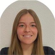 Estudiante de Medicina de 4.º curso, ofrezco clases de apoyo escolar para alumnos de Primaria, adaptándome a las necesidades.