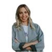 Profesora de Francés, Matemáticas, Economía y Empresa. Ofrezco clases particulares en Tarragona y Barcelona. 3 años de experiencia
