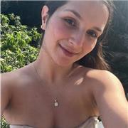 Profesora de inglés capacitada para todas las edades. Inglés británico, estudié inglés en Oxford of City College.