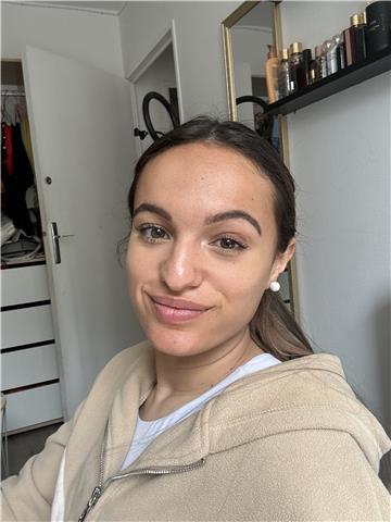 Jennyfer