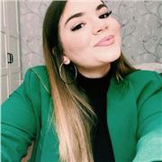 Atenta, paciente. Daría clase desde primaria a secundaria