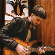 El productor argentino Francisco Penas con más de 10 años en la música ofrece clases de instrumentos y producción en Madrid