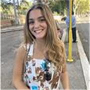 Studentessa di Giurisprudenza di 24 anni si offre per dare ripetizioni a studenti di elementari e medie per qualsiasi materia