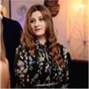 Sono una ragazza di 28 anni che da molti anni offre aiuto compiti e ripetizioni in diverse materie di elementari medie e liceo