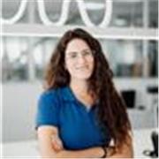 Profesora de ciencias y tecnología titulada en ingeniería de diseño industrial y desarrollo del producto con experiencia