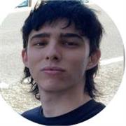 Profesor de guitarra con enseñanza divertida y dinámica para aquellas persona que quieren comenzar a tocar el instrumento.