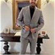 Ingeniero informático con conocimientos tanto en diseño, desarrollo e implantación de software