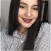 Hola! Soy María! Profesora de inglés de un colegio IB (primaria). Tengo ya cuatro años de experiencia con la lengua ✨