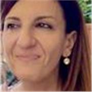Docente esperta in Italiano L2 impartisce lezioni a stranieri che hanno l’esigenza o il piacere di imparare la lingua italiana