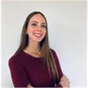 Professoressa laureata in Lingue con esperienza nell'insegnamento dell'italiano a stranieri offre lezioni di lingua italiana per t