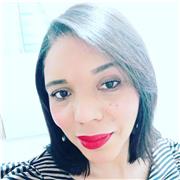 Professora de Inglês para estudantes de inglês,como reforço,para iniciantes que querem aprender o inglês como segundo idioma ou para quem já gem algum conhecimento e quer aprimorar e avançar.Tenho experiência em escola de idiomas e em escolas particulares
