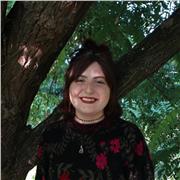 Offro ripetizioni e supporto nello studio di Italiano, Storia, Geografia, Greco, Latino e insegnamento di Italiano a stranieri.