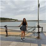 Me llamo andrea y tengo 25 años. soy una persona muy paciente, sociable, responsable, con muchas ganas de transmitir mis conocimientos, ya que desde pequeña he querido ser profe. las clases serían para el alumnado de educación primaria