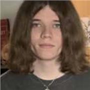 I'm a passionate and friendly tutor with a  background in Geography and environmental sciences .