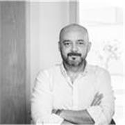 Ayudo a alumnos a entender las matemáticas de una forma sencilla y práctica.