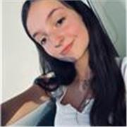 Profesora de inglés que imparte clases a niños de todas las edades y adultos con niveles básicos