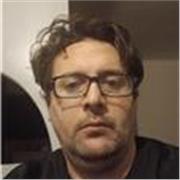 En tant que professeur passionné de mathématiques, je propose des cours adaptés à tous les niveaux