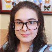 Profesora de ciencias biológicas a niños de 5 a 14 años.