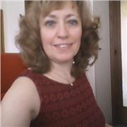 Docente di paghe e contributi, contabilità e diritto impartisce lezioni a studenti